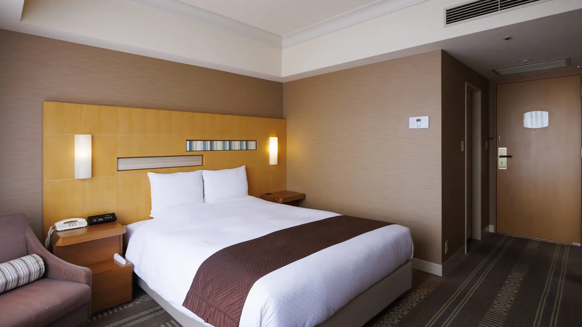 Hotel Okura Fukuoka – A Hotel in Fukuoka.Standard Double03