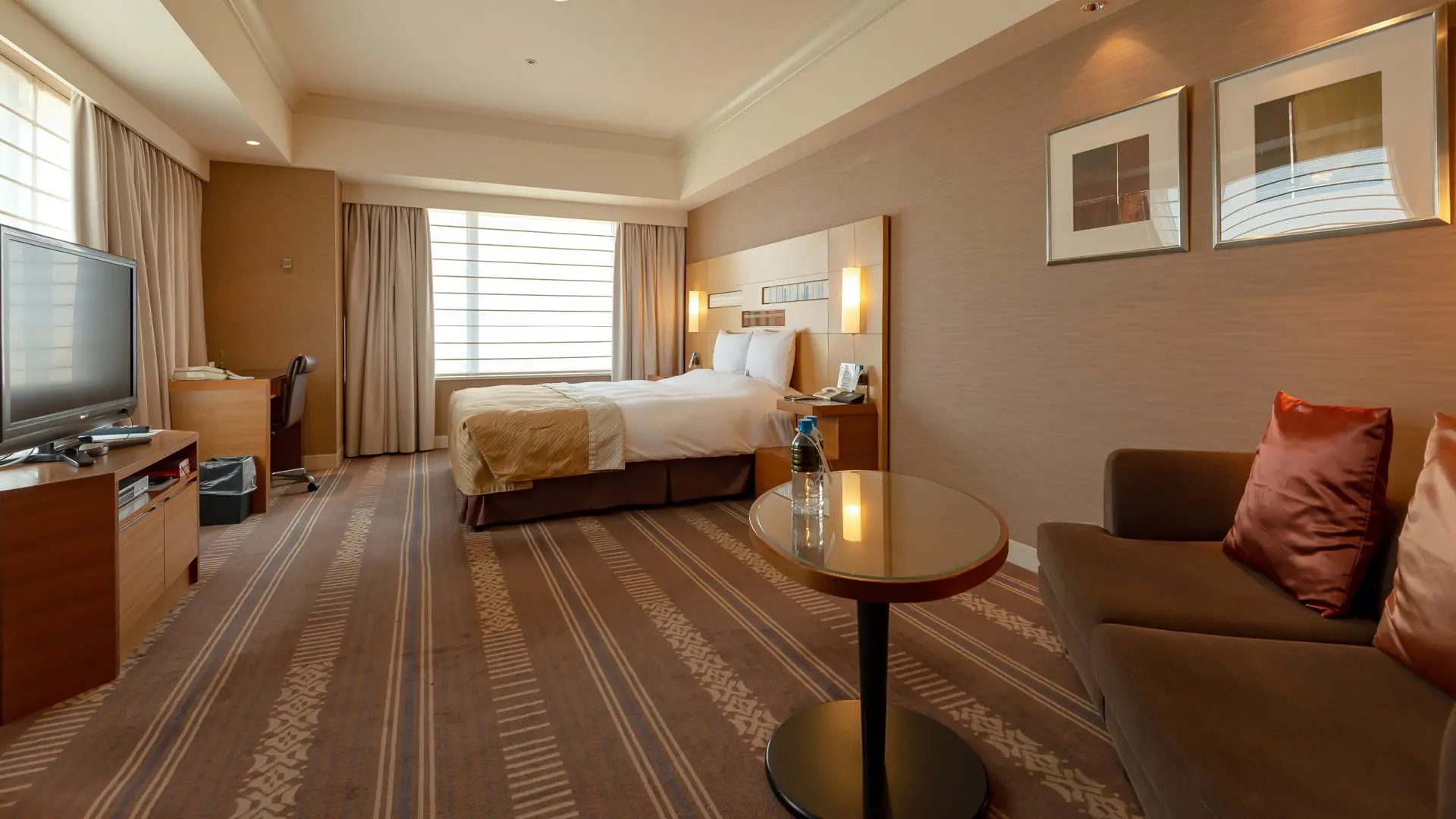 Hotel Okura Fukuoka – A Hotel in Fukuoka.Corner Deluxe Double05
