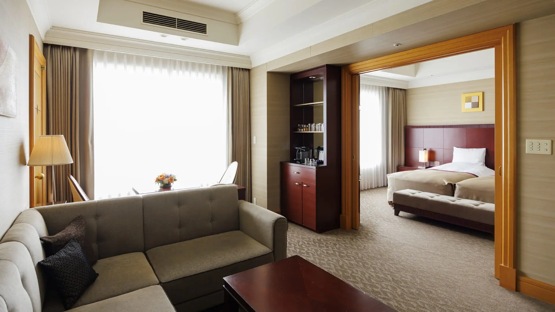 Hotel Okura Fukuoka – A Hotel in Fukuoka.Harbour View Suite02