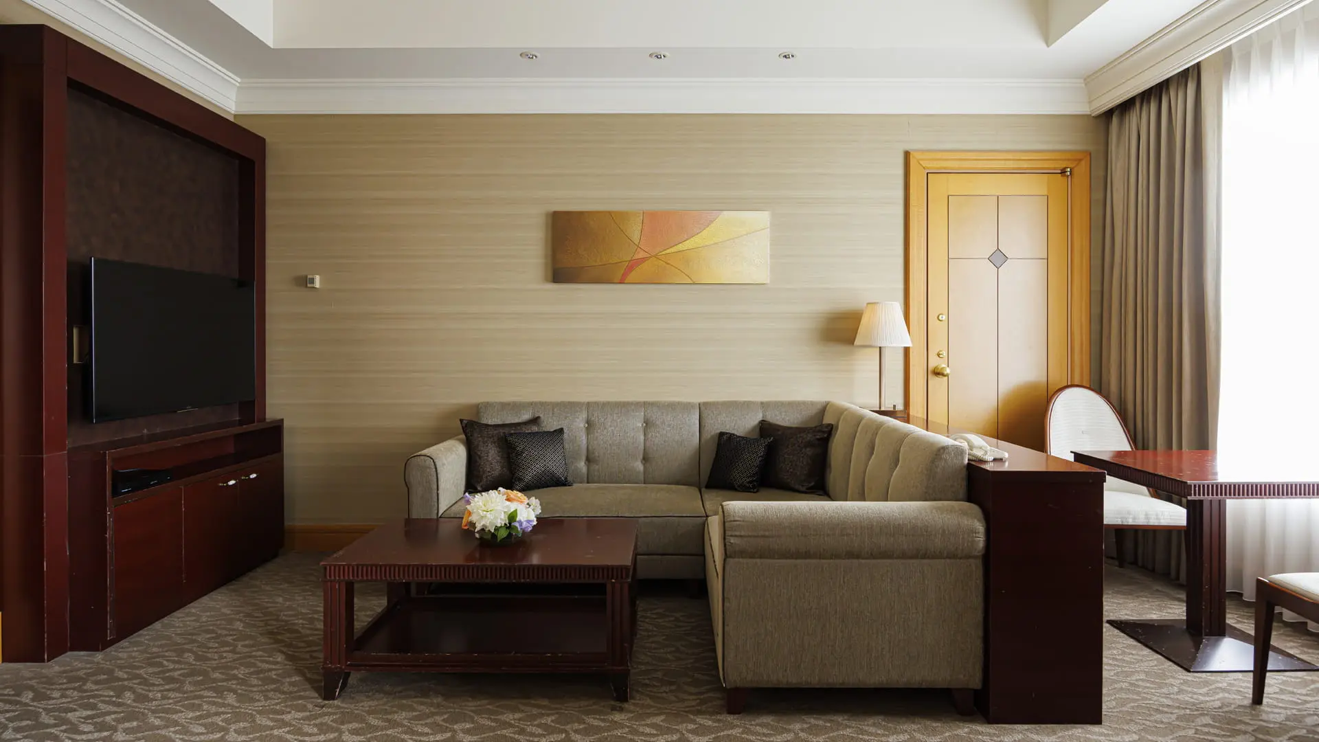 Hotel Okura Fukuoka – A Hotel in Fukuoka.Harbour View Suite03
