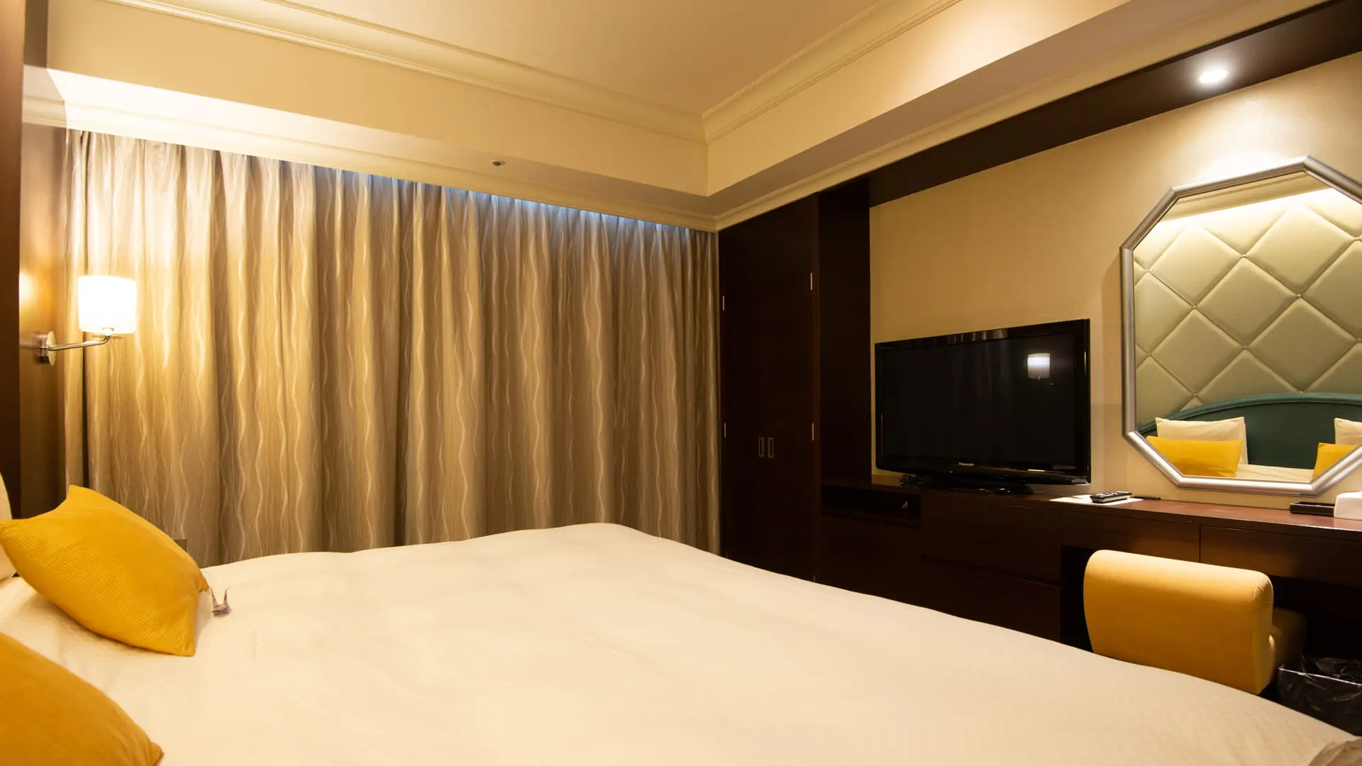 Hotel Okura Fukuoka – A Hotel in Fukuoka.Corner Suite10