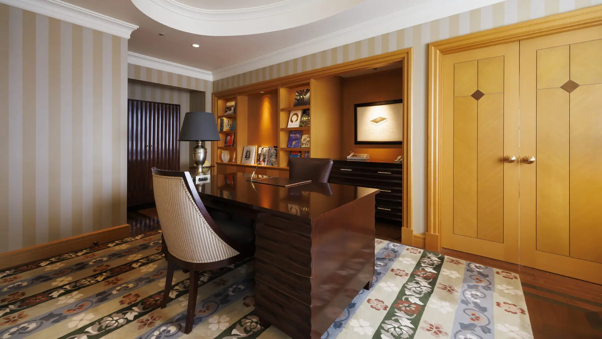 Hotel Okura Fukuoka – A Hotel in Fukuoka.Royal Suite05
