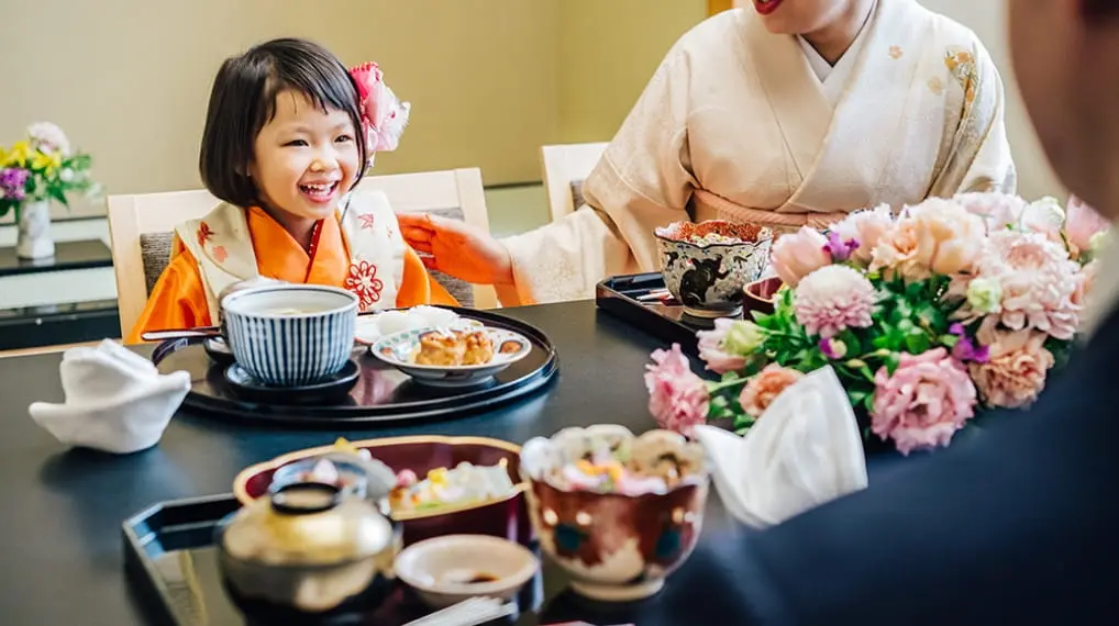 福岡のお子様のお祝いプランならホテルオークラ福岡 誕生祝い餅