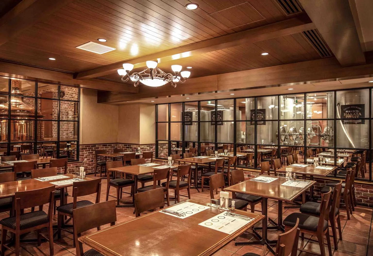 OKURA BREWERY – Beer Restaurant at Hotel Okura Fukuoka02