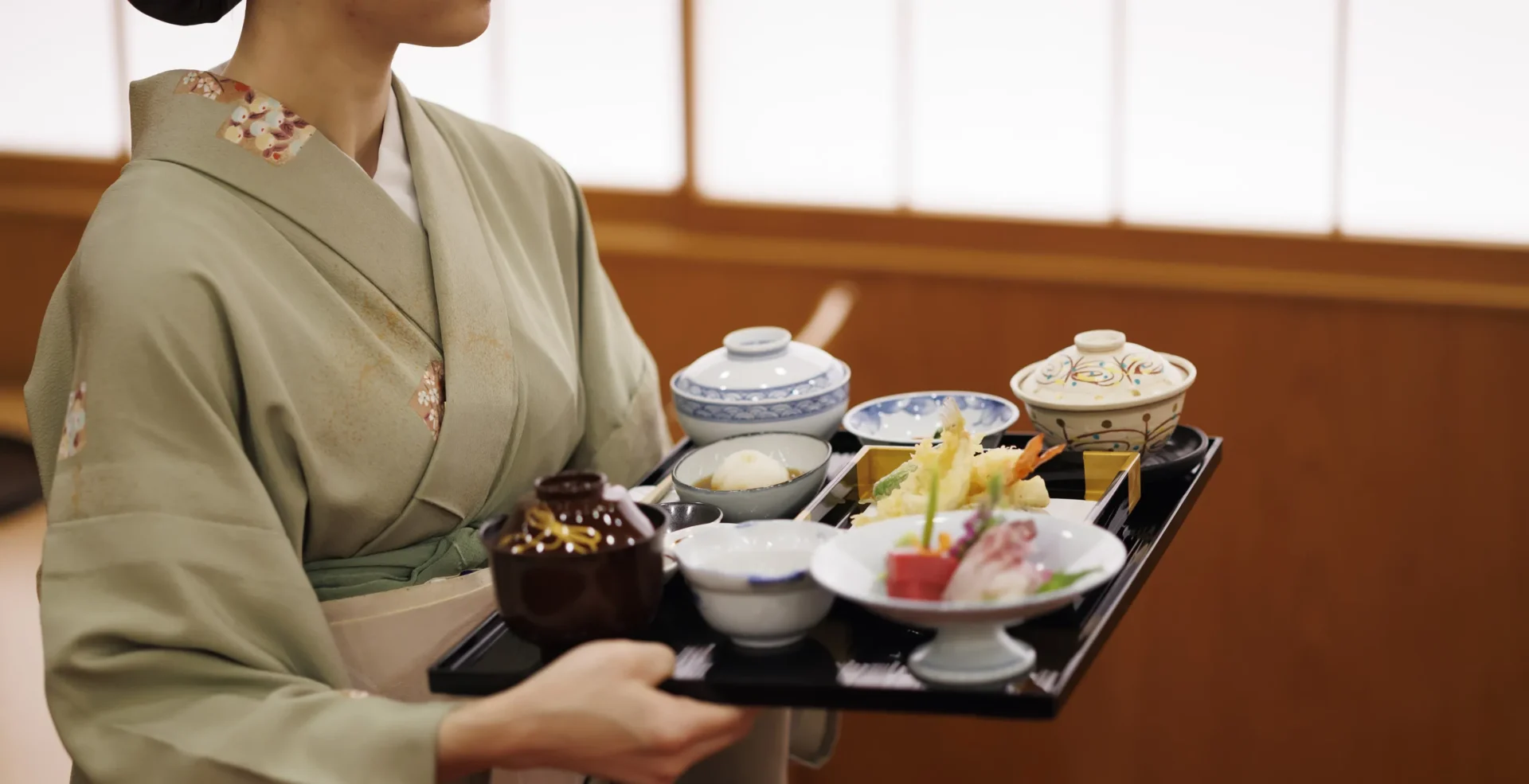 福冈的日本料理，是大仓酒店福冈的山里(YAMAZATO)01