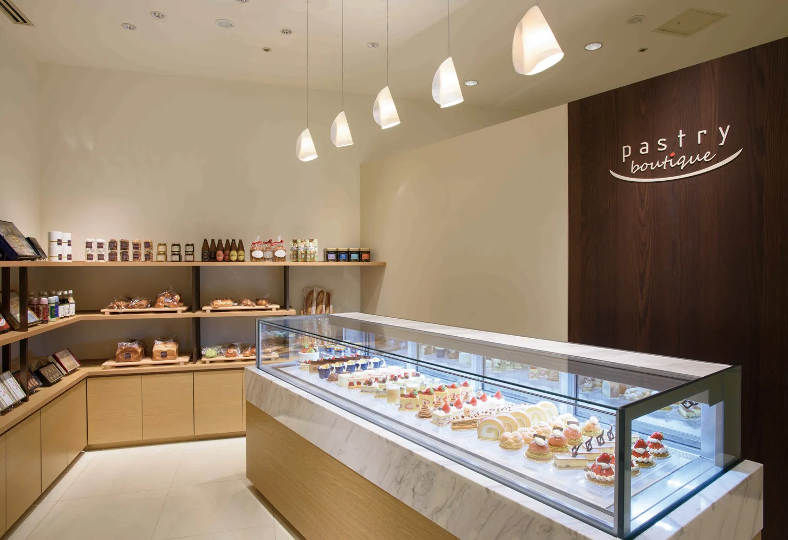 福冈的甜点，是大仓酒店福冈的 Pastry Boutique02